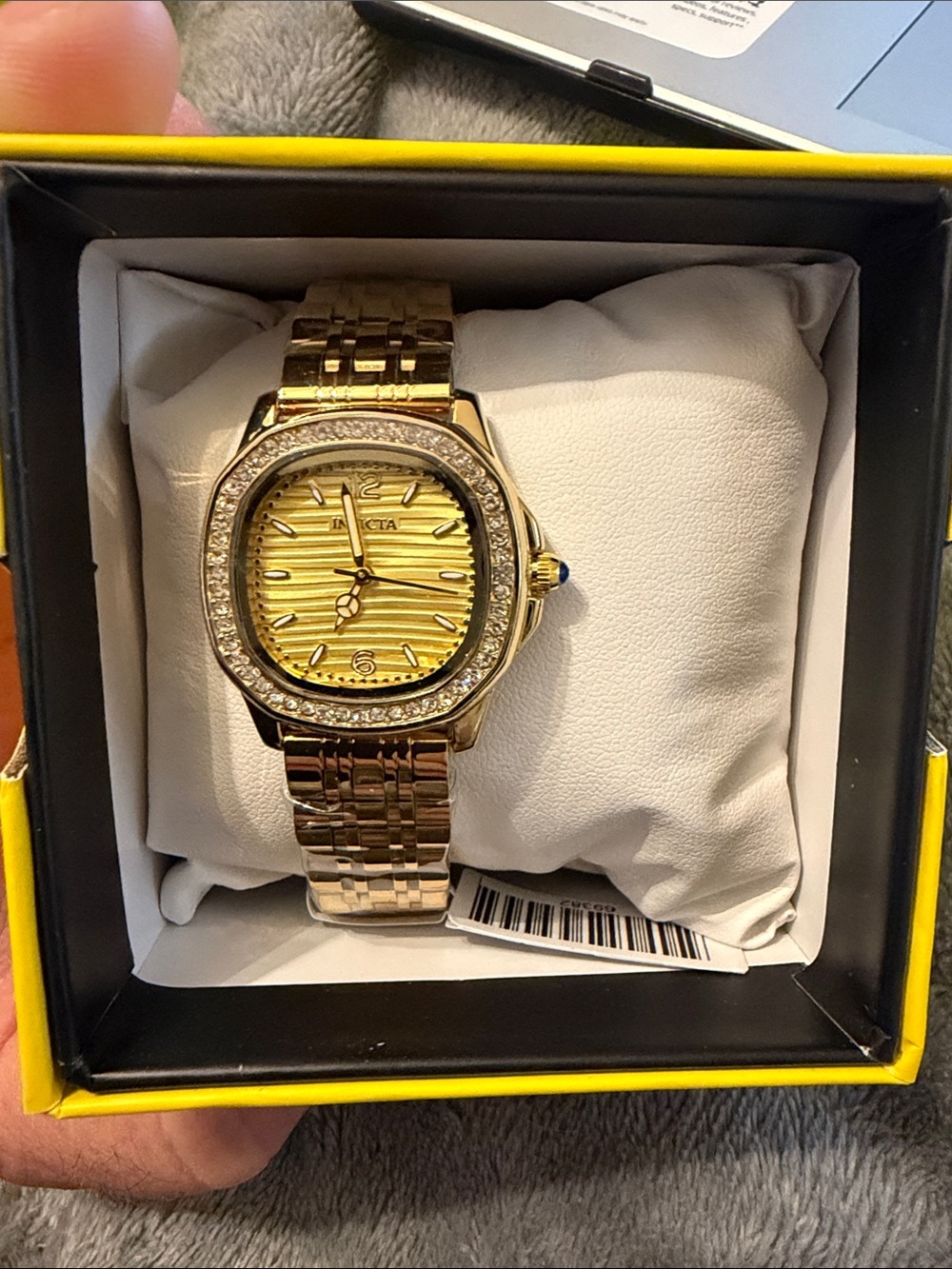 Invicta wildflower Ember womenโs watch-31mm.cold color (69382)